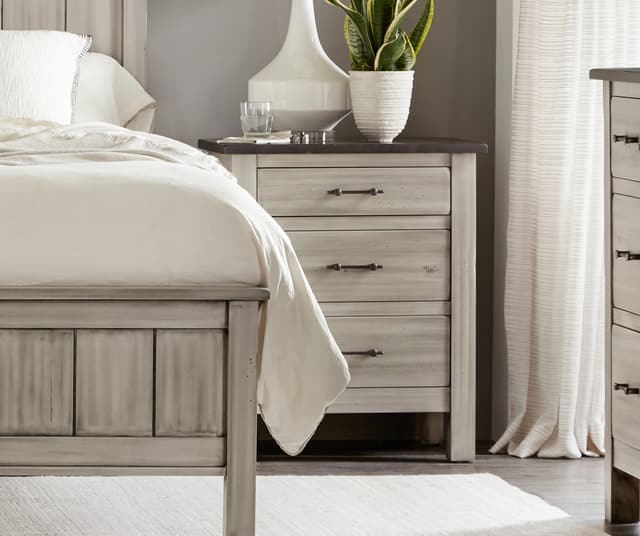 Daniel's Amish® Solid Wood Bryson Night Stand-3