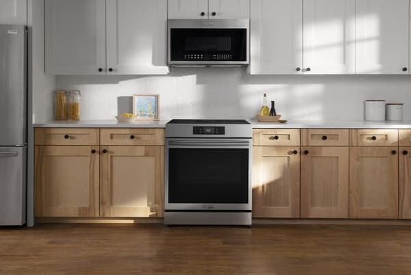 Frigidaire Gallery 30" Stainless Steel Slide In Induction Range