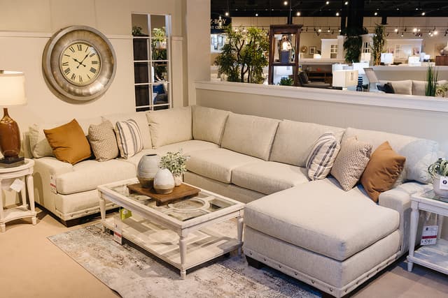 RAF CHAISE SECTIONAL-0