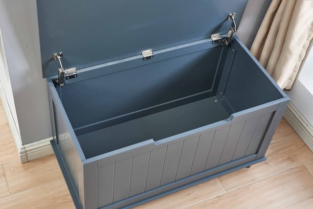 Milton Green Stars Gray Lift Top Storage Bench-2