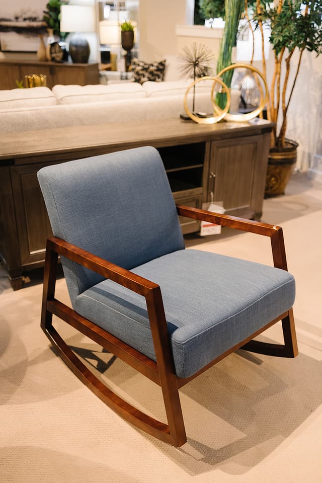 IVINS ROCKING CHAIR-1