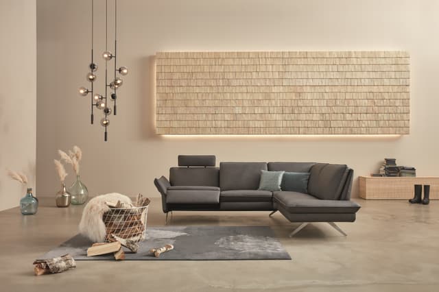 SEIGFRIED RECLINING SECTIONAL W/ CHAISE-3