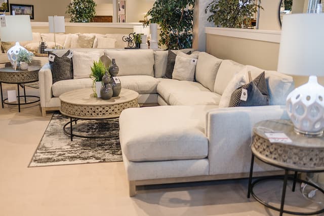 STUDIO F SECTIONAL-0