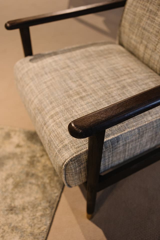 TUELLER ACCENT CHAIR-2