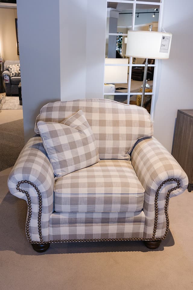 BEXLEY CHAIR-0