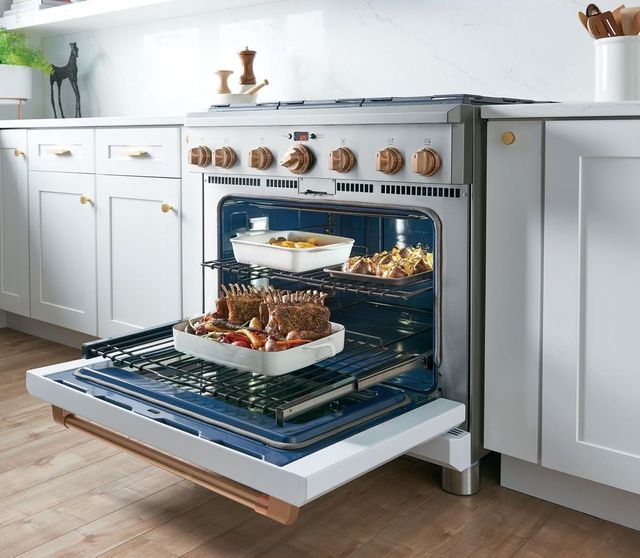 Café™ 36" Stainless Steel Professional Style Gas Range