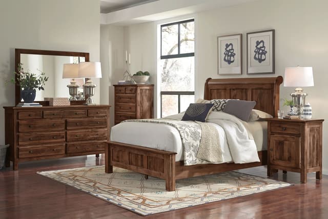 Daniel's Amish® Solid Wood Lewiston 7 Drawer Chest-2