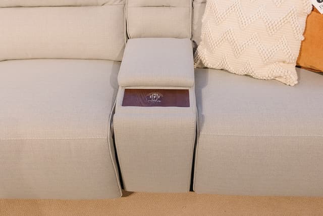 CLOUD GRAY RECLINING SECTIONAL 6 PC-3