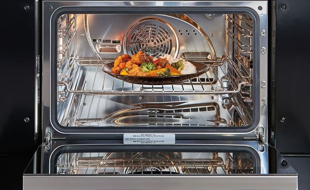 Wolf® E Series 30" Stainless Steel Transitional Convection Steam Oven-3