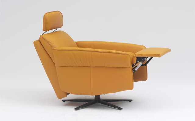 AURA LEATHER RECLINER-2