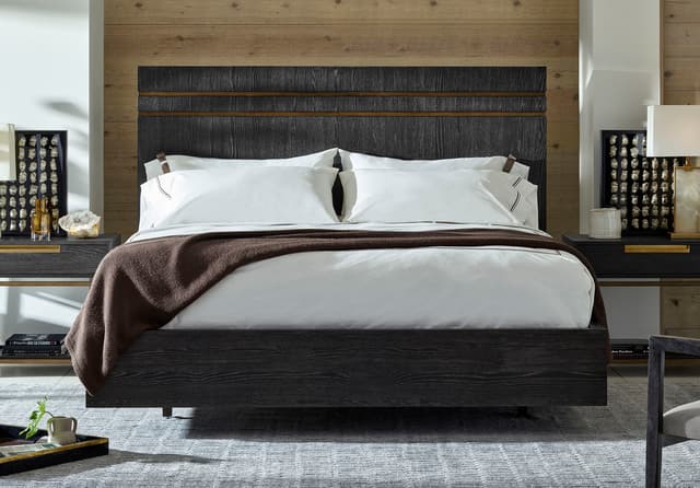 Universal Explore Home™ Modern Beatty Queen Panel Bed-0