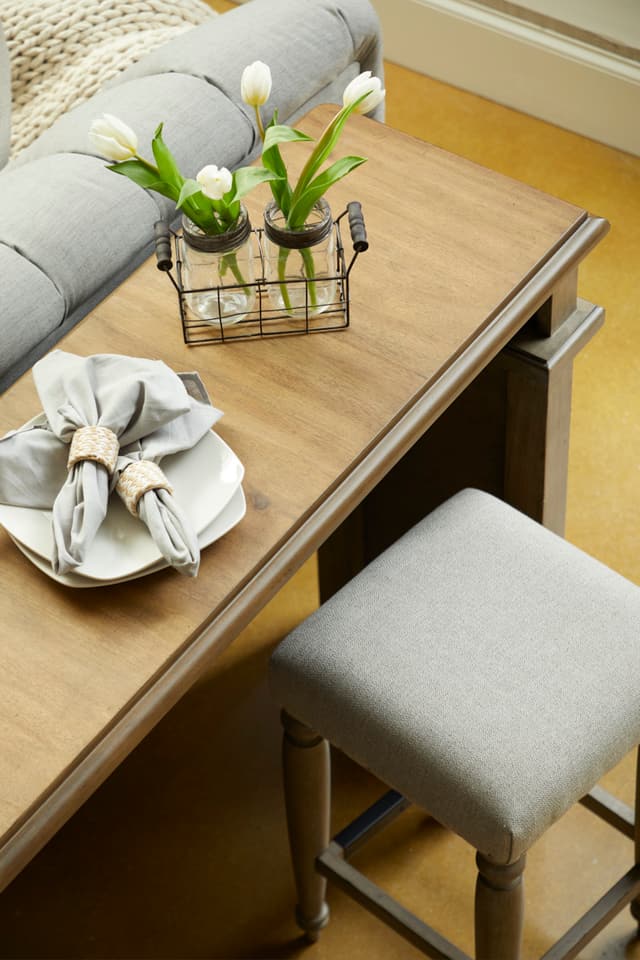 Klaussner® Nashville Sofa Table-1