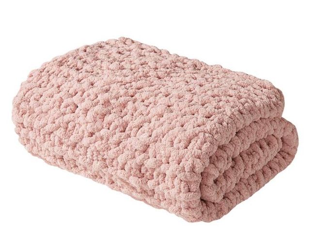 Olliix by Madison Park Chenille Chunky Knit Blush Throw Big