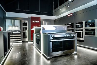 Jerome's Appliance Gallery showroom