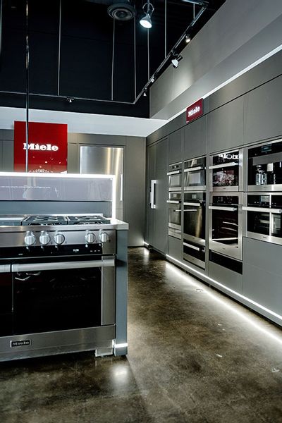 Jerome's Appliance Gallery showroom