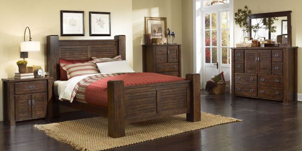 Trestlewood Bedroom Collection