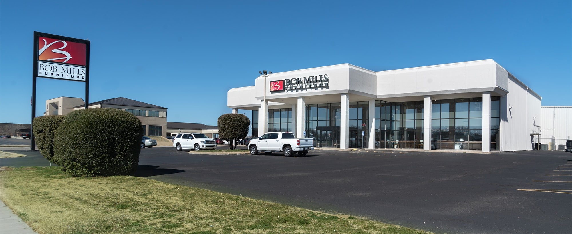 Bob mills furniture locations discount