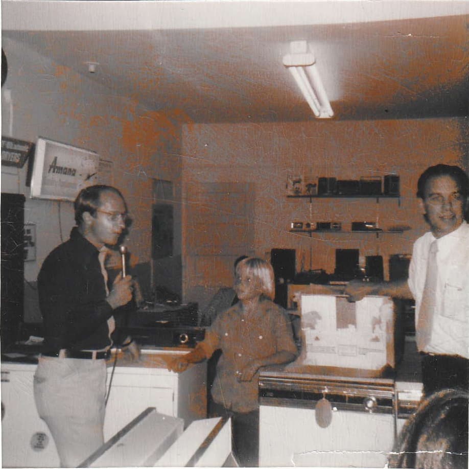 Hard Hat Furniture & Appliance