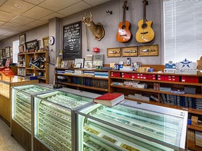 Puckett's Pawn Shop 4