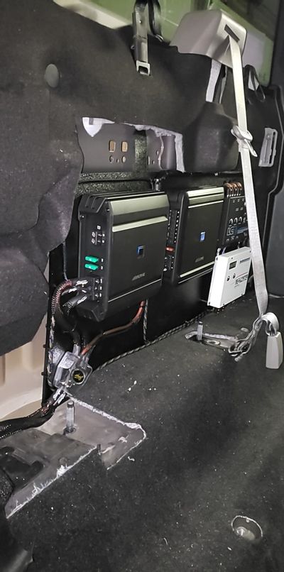 Pflanz Amplifier Rack Builds
