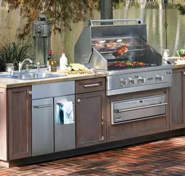 Outdoor Kitchen