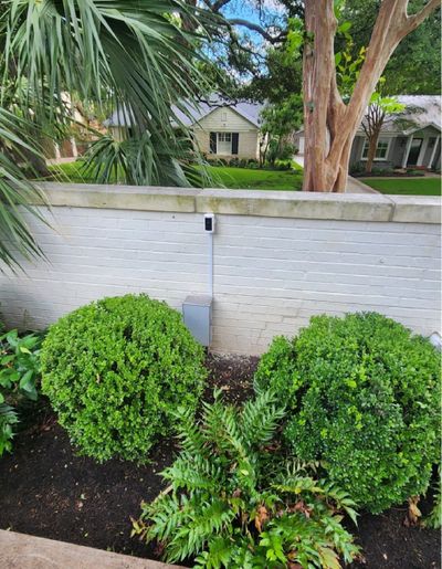 Outdoor AV Photo