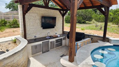 Outdoor AV Photo