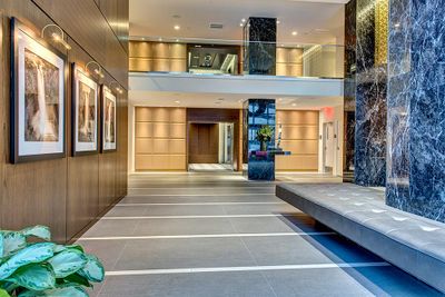 Insignia - Seattle