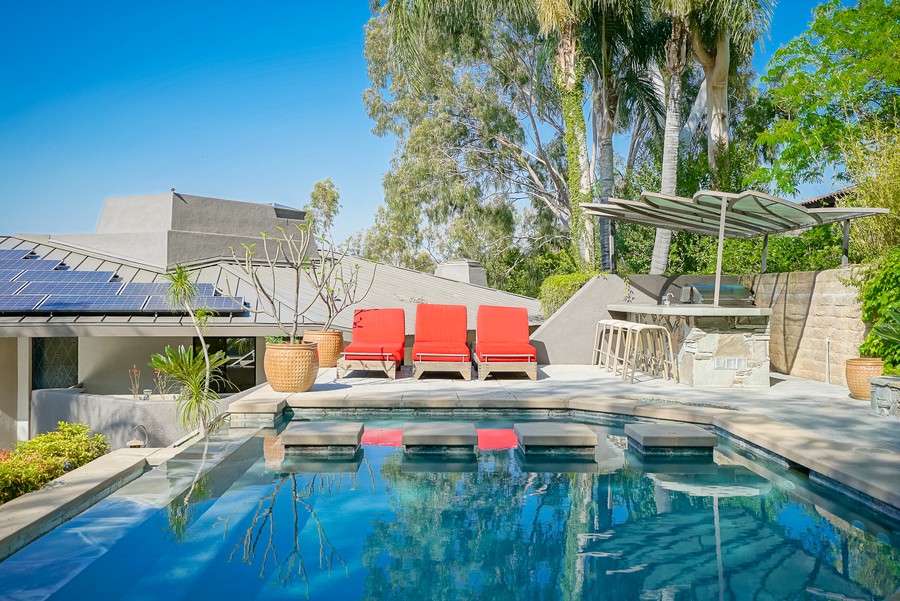 Outdoor Speakers vs. Indoor Speakers: What’s the Difference?