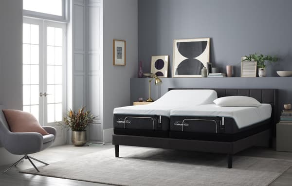 Adjustable mattress set