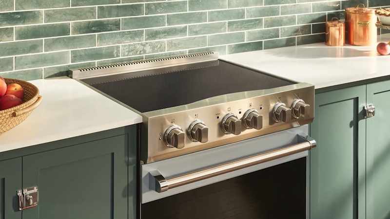 Discover Why Kitchens Begin with Viking at Albert Lee Appliance
