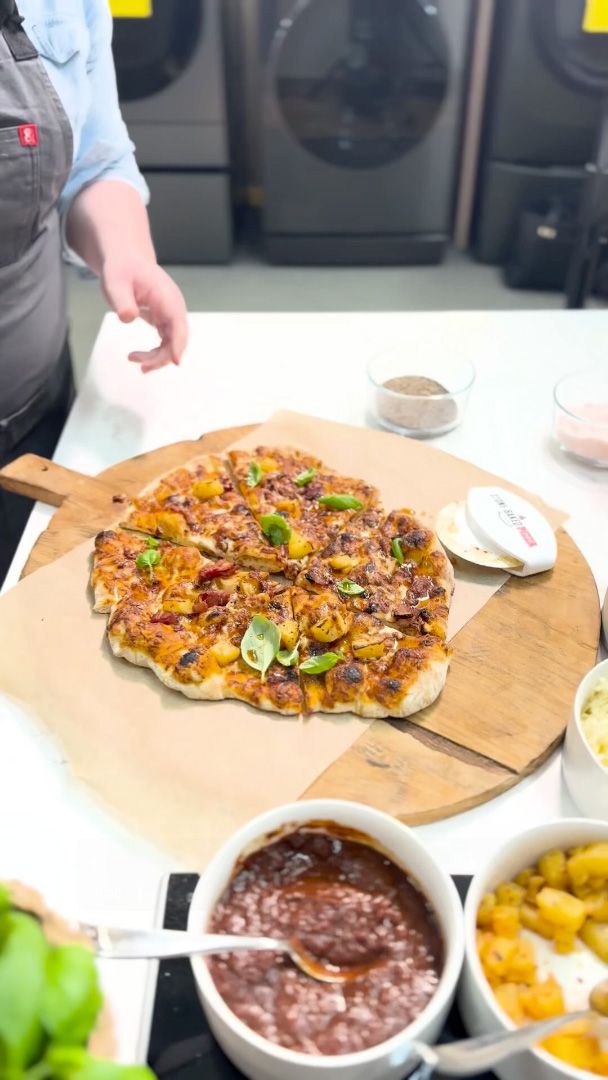 Restaurant Quality Pizza at Home with Chef Danielle Kartes and Frigidaire Gallery