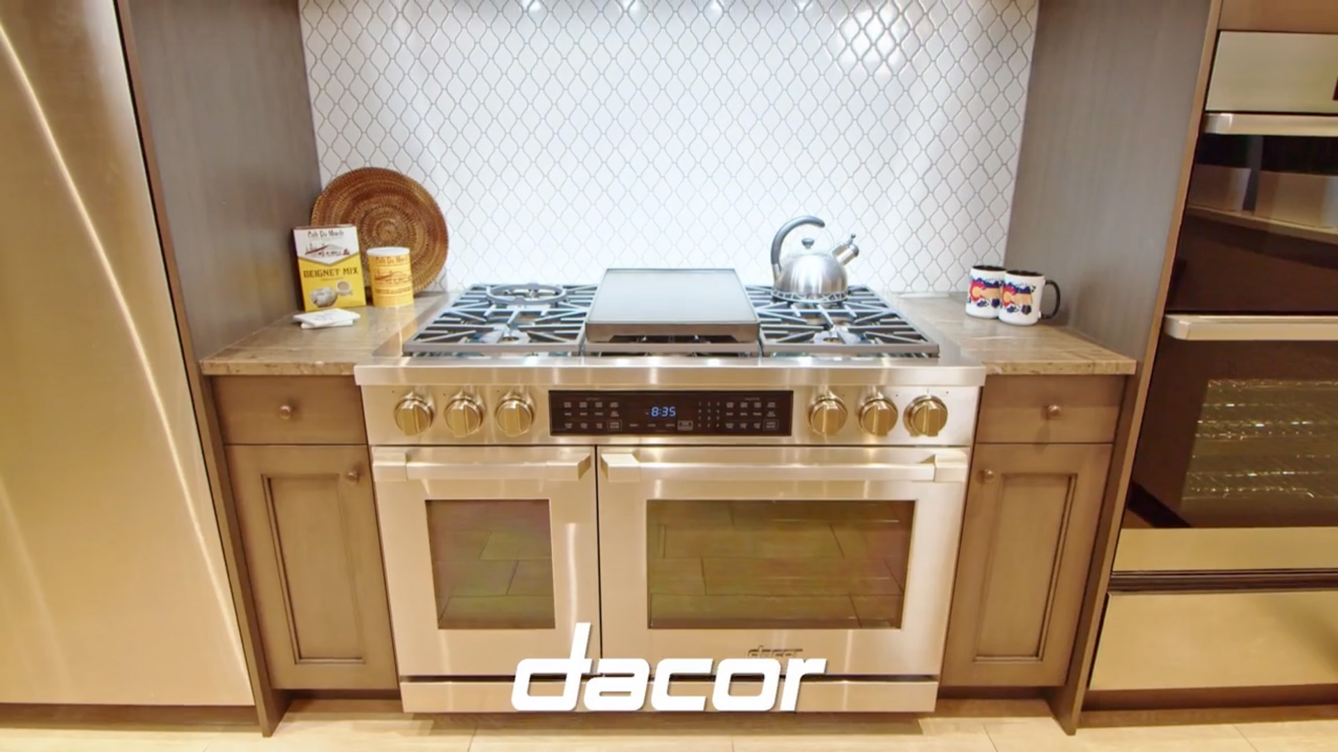 Dacor