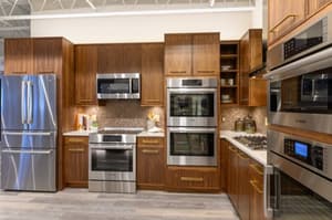 Bosch kitchen with stainless built-in appliances
