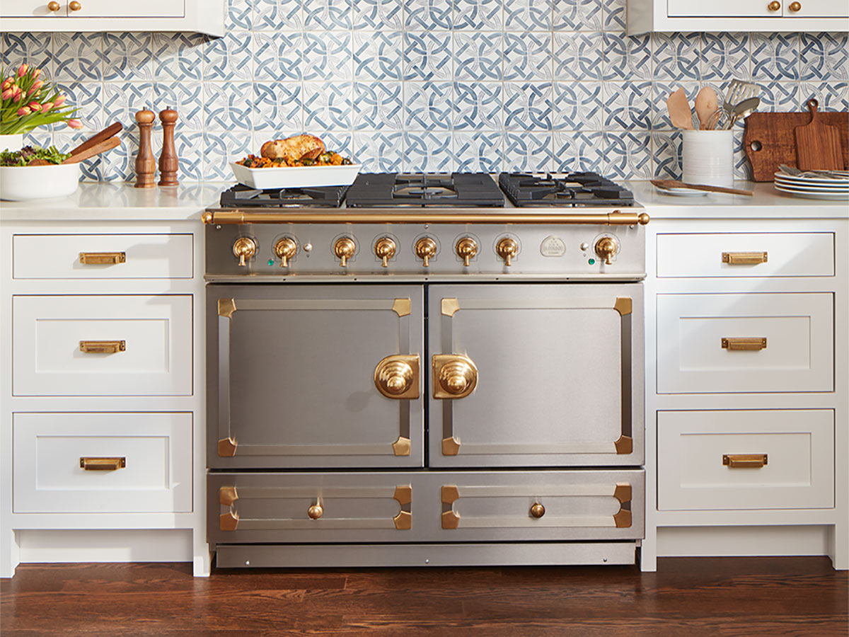 What's the Difference Between La Cornue Chateau and CornuFe Ranges?