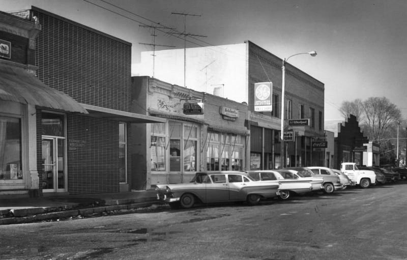 Ernie's in 1946