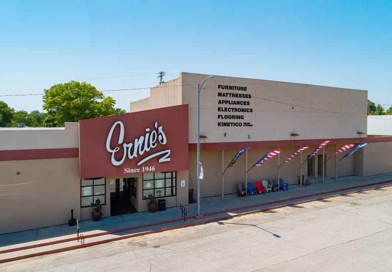 Ernie's Storefront