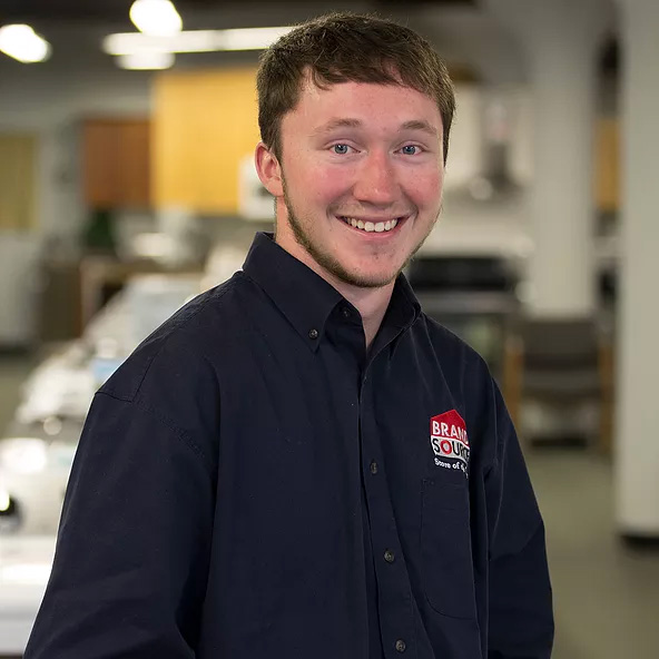 Headshot employee