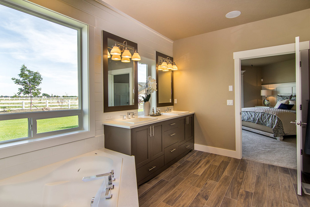 Upscale Memphis Town-Home