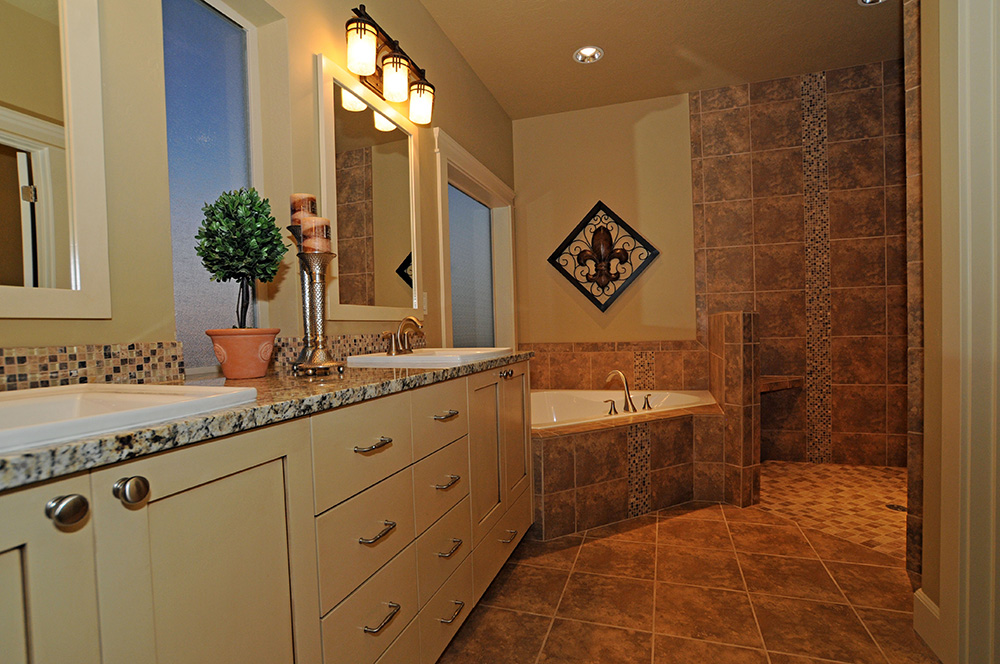 Upscale Memphis Town-Home