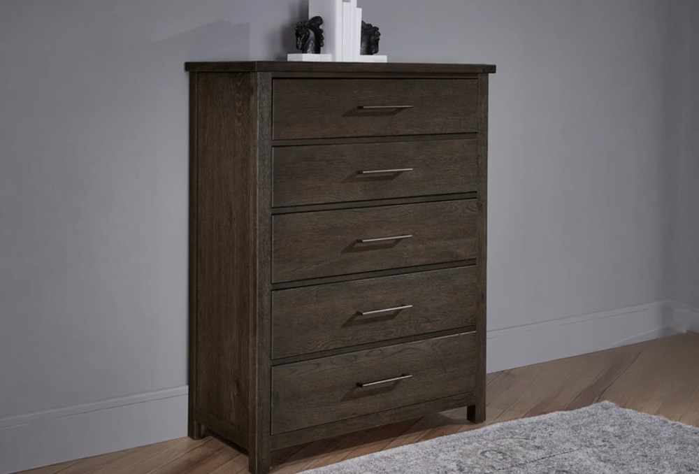 Vaughan-Bassett Dovetail Java Chest