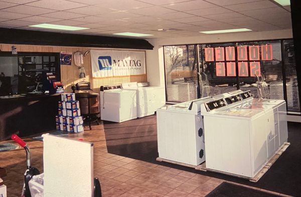 Ross Appliance - Inside Shop