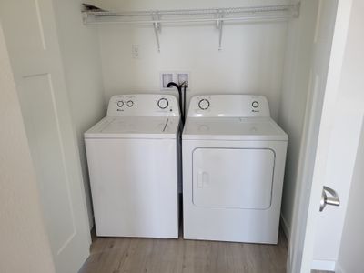 Peosta Square Laundry