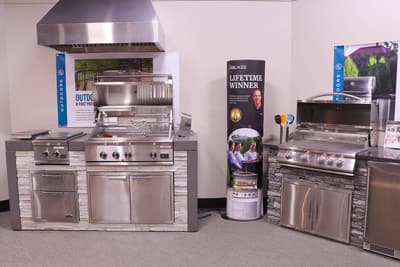 Outdoor Showroom