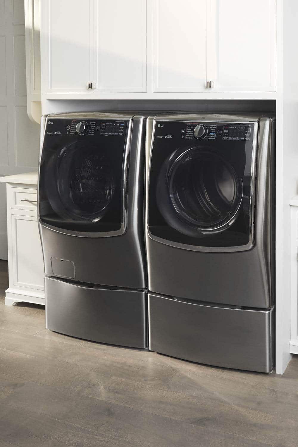 picture of a washer and dryer