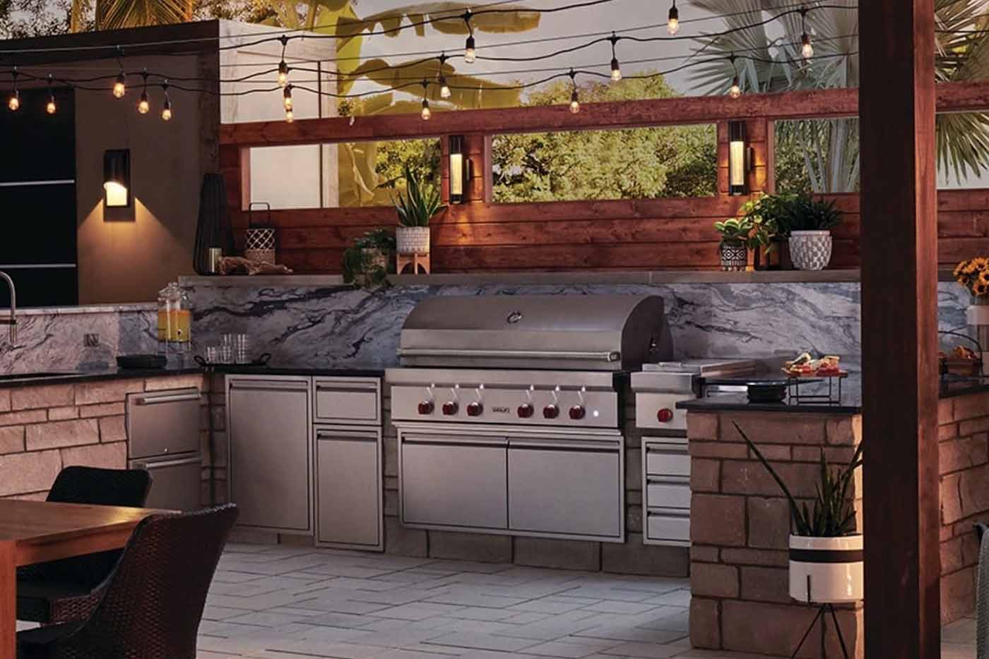 Outdoor Kitchens