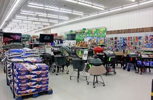 grill & outdoor cooking aisle