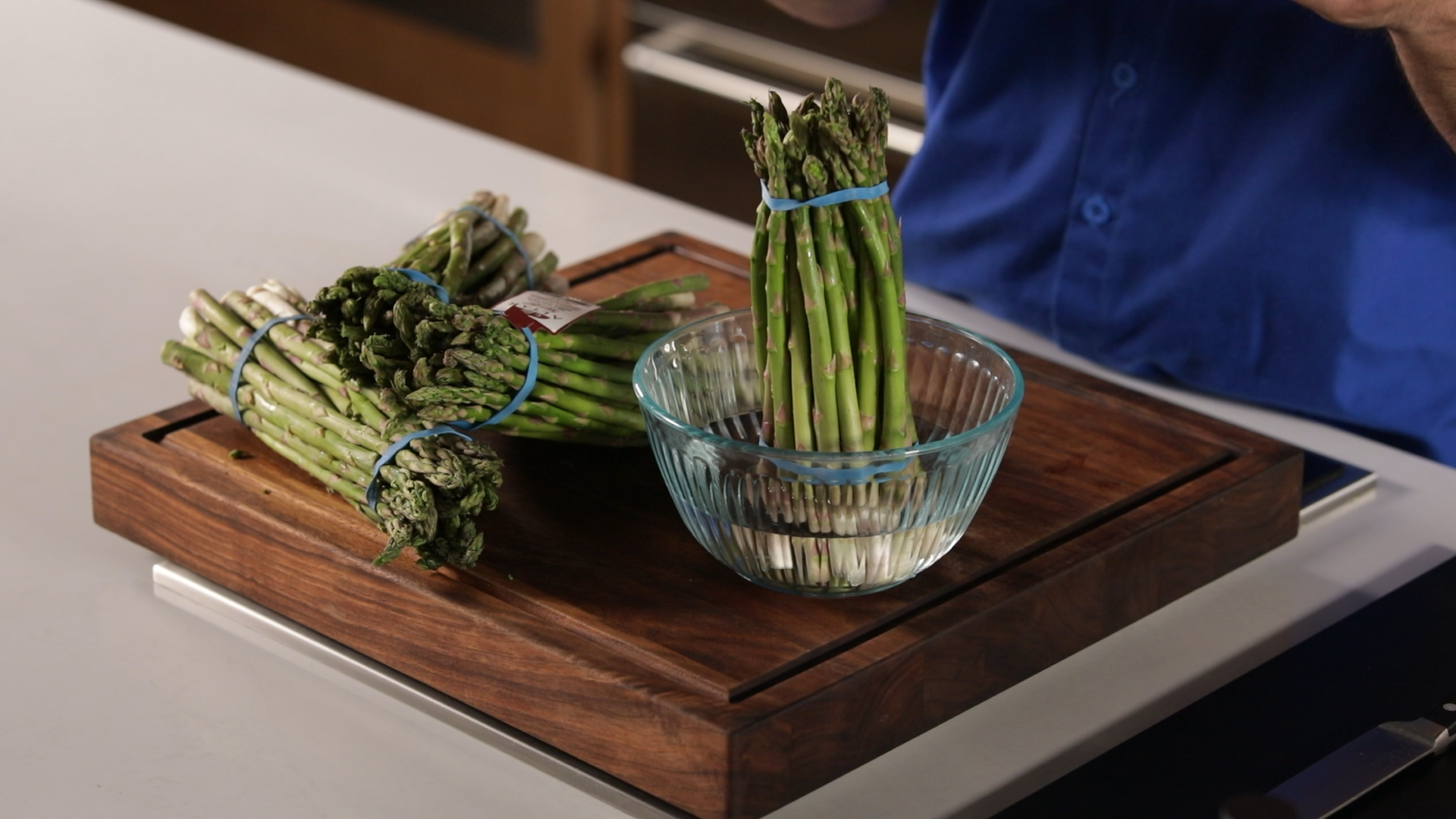 How To Cut and Preserve Asparagus