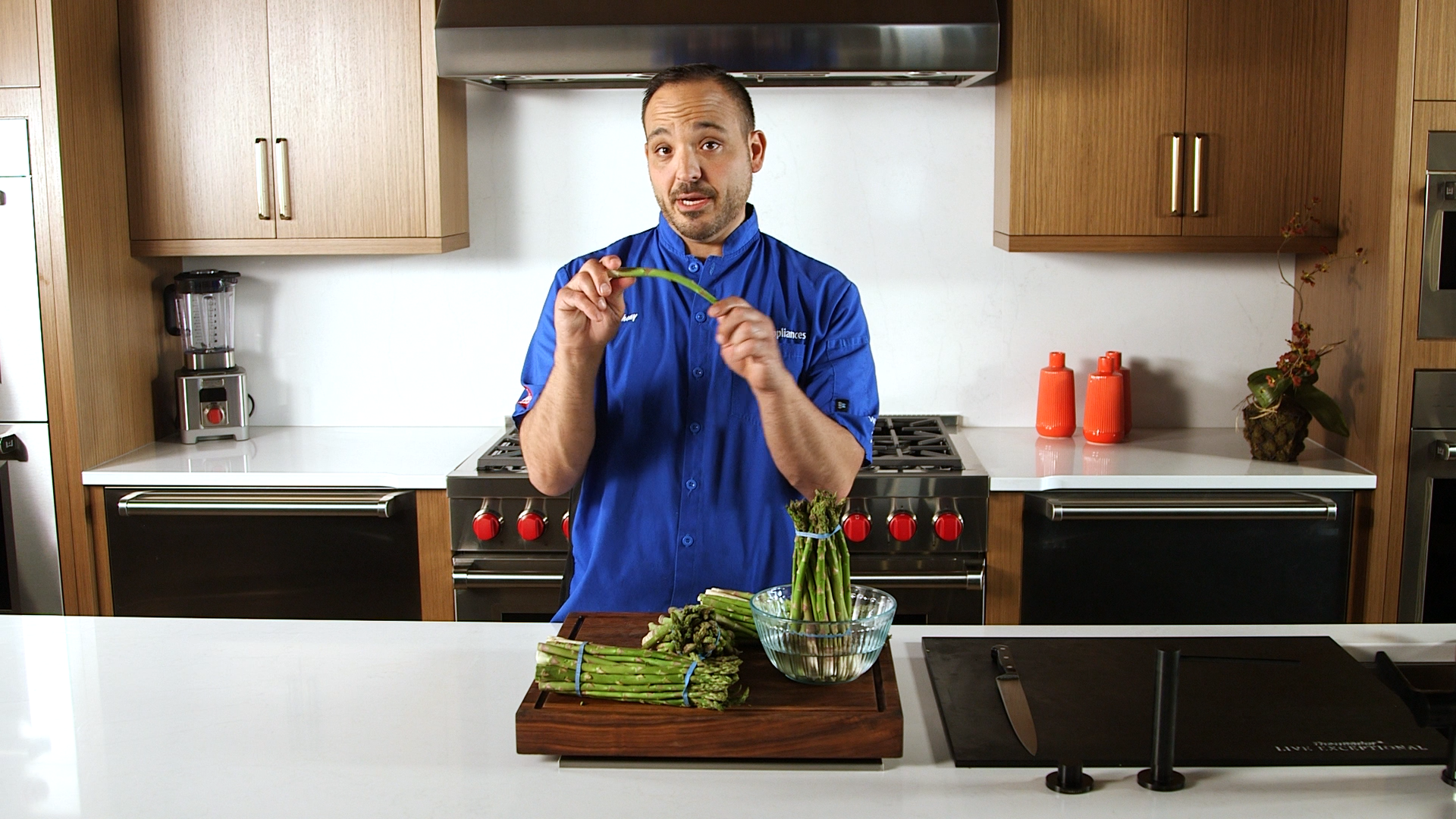 How To Cut and Preserve Asparagus