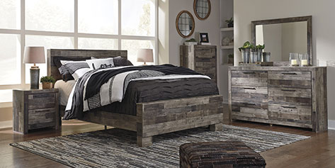 Bedroom with bed and night tables